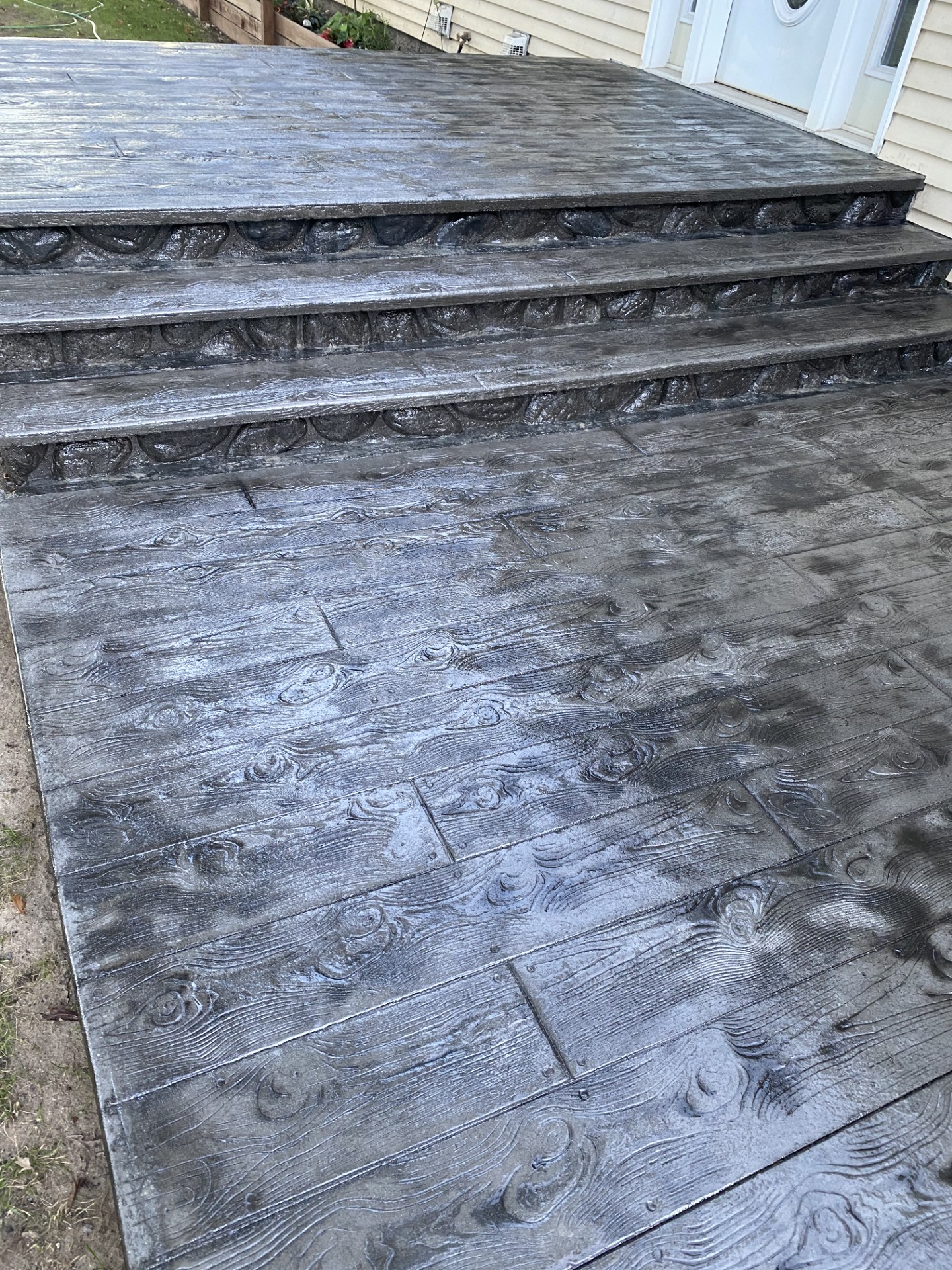 stamped concrete stairway